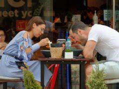 Rede de fast-food de frango fechou a maioria dos locais após falência Rede de fast-food de frango fechou a maioria dos locais após falência