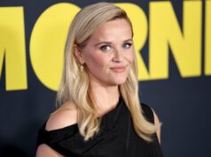 Reese Witherspoon alerta os fãs sobre golpe de identidade on-line ‘perturbador’ FTR Reese Witherspoon ao longo dos anos