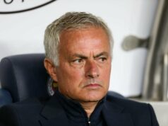 Relatório: Man Utd de olho no garoto de ouro que joga como o meio-campista José Mourinho queria um contrato de £ 75 milhões em 2018 Gráfico Anderson ou Wharton