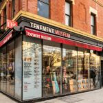 Residente de apartamento visita Tenement Museum em Nova York - tem uma realização horrível