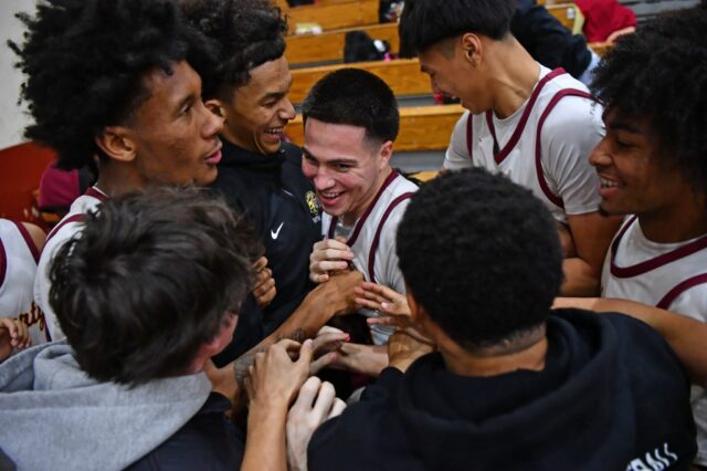Resumo de preparação: a campainha de Dante Vigil encerra o 11º comício selvagem da Liberty sobre Weston Ranch
