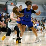 Resumo do ensino médio na noite de sexta-feira: grandes surpresas no basquete feminino, times masculinos mais bem classificados cuidam dos negócios, além de futebol