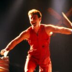 Rob Hirst, o feroz baterista do Midnight's Oil, morre aos 70 anos