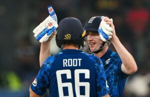 Root da Inglaterra diz que não há malícia na celebração do século ‘Stone Cold’ de Brook contra o Sri Lanka Root da Inglaterra diz que não há malícia na celebração do século 'Stone Cold' de Brook contra o Sri Lanka