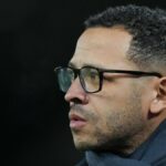Rosenior busca imitar a 'Classe dos 92' do Manchester United com o jovem time do Chelsea
