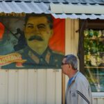 Rússia transformando Donbass ocupado em 'enorme base militar para assustar a Europa'