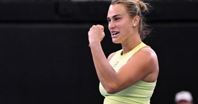 Sabalenka credita a partida de tênis da 'Batalha dos Sexos' Sabalenka credita a partida de tênis da 'Batalha dos Sexos' pela 'ótima preparação física'