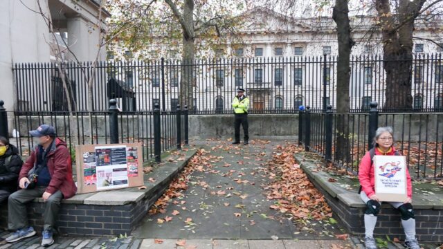 Sala secreta será construída na embaixada chinesa perto de cabos, gerando temores generalizados de espionagem
