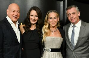 Sarah Jessica Parker tem uma reunião emocionante de ‘Sex and the City’ ao receber o Prêmio Globo de Ouro, brinca que ela tem uma ‘residência permanente’ na HBO Sarah Jessica Parker tem uma reunião emocionante de 'Sex and the City' ao receber o Prêmio Globo de Ouro, brinca que ela tem uma 'residência permanente' na HBO