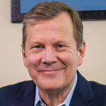 Schweizer: China comprou grande parte da elite americana