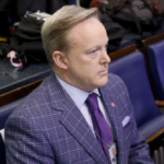 Sean Spicer: Politico foi pego filtrando notícias conservadoras em vazamento de documento interno
