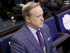 Sean Spicer: Politico foi pego filtrando notícias conservadoras em vazamento de documento interno Sean Spicer: Politico foi pego filtrando notícias conservadoras em vazamento de documento interno