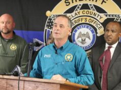 Seis mortos no Mississippi, suspeito acusado de assassinato Xerife do condado de Clay, Eddie Scott