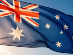 Seis provedores de apostas violam as regras de autoexclusão de jogos de azar, diz ACMA Uma fotografia em close da bandeira australiana. Seis provedores de apostas violam as regras de autoexclusão de jogos de azar, diz ACMA