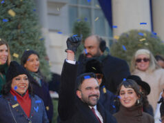 Sem banheiros/comida para apoiadores na ‘Block Party’ socialista de Zohran Mamdani Sem banheiros/comida para apoiadores na 'Block Party' socialista de Zohran Mamdani