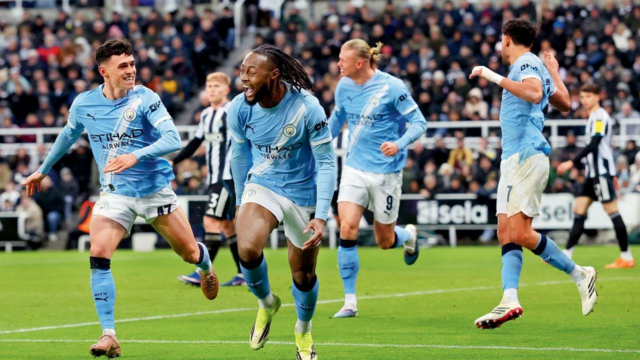 Semenyo dois gostoso! Semenyo dois gostoso!