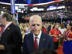 Senador republicano está com tesão por Trump invadir mais dois países Senador republicano está com tesão por Trump invadir mais dois países