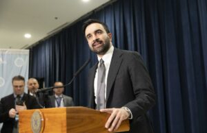 Será que Mamdani irá despejar nas nossas costas a pior bagunça orçamental desde 2008? Será que Mamdani irá despejar nas nossas costas a pior bagunça orçamental desde 2008?