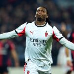 Série A 2025-26: gol de Leão garante ao Milan a primeira posição após vitória em Cagliari