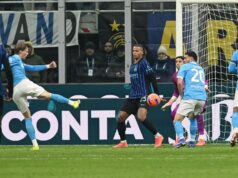 Série A: dois gols de McTominay ajudam o Napoli a empatar contra o Inter; Conte expulso por dissidência lightbox-info