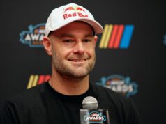 Shane van Gisbergen compartilha sentimentos confusos sobre a mudança da NASCAR para o formato Chase Shane van Gisbergen compartilha sentimentos confusos sobre a mudança da NASCAR para o formato Chase