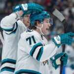 Sharks atacam Canucks e estabelecem recorde enquanto Macklin Celebrini domina o time da cidade natal
