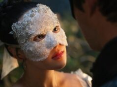 Showrunner de ‘Bridgerton’ defende desvio do pedido de livro para programa: ‘É um equilíbrio complicado’ | Vídeo Bridgerton