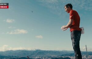 ‘Skyscraper Live’ da Netflix captura a triunfante subida solo livre de Alex Honnold em um prédio de 101 andares 'Skyscraper Live' da Netflix captura a triunfante subida solo livre de Alex Honnold em um prédio de 101 andares