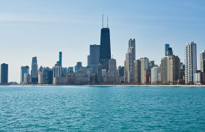 Sports Betting Alliance retira pedido de ordem de restrição temporária, continuando o desafio legal contra o imposto de Chicago Vista do horizonte, com o Lago Michigan em Chicago em primeiro plano. Sports Betting Alliance retira pedido de ordem de restrição temporária, continuando o desafio legal contra o imposto de Chicago