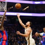 Steph Curry sai da derrota do Warriors para o Pistons com dor no joelho