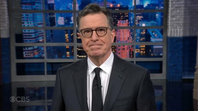 Stephen Colbert zomba da resolução de ano novo de Trump Stephen Colbert zomba da resolução de ano novo de Trump sobre 'Paz na Terra' após ataque na Venezuela: 'Isso não durou muito' | Vídeo