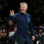 Steve Kerr, do Warriors, diz que 'falou mal' durante as críticas ao ICE em Minneapolis