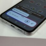 Imagem da sobreposição do assistente Google Gemini em um telefone Android.