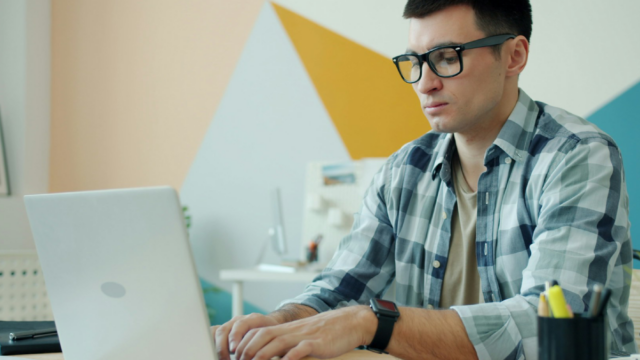 Substitua dezenas de assinaturas de IA por uma compra vitalícia de US$ 75
