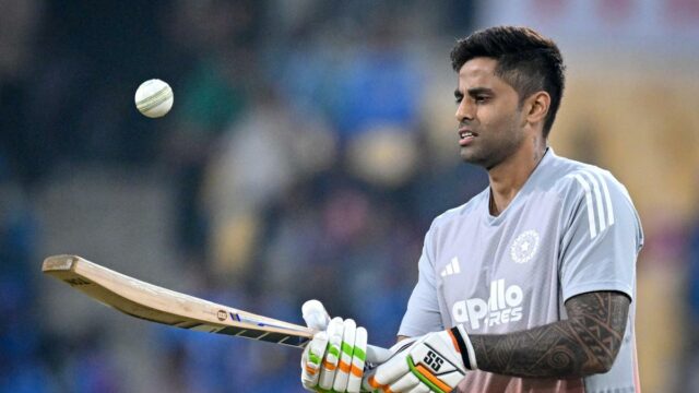 Suryakumar Yadav se torna o quarto indiano a jogar 100 partidas T20I
