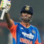Suryakumar salta cinco posições para o sétimo lugar no último ranking ICC T20I
