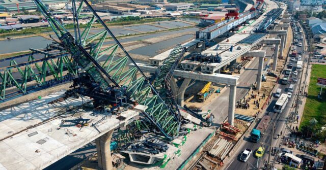 Colapso de guindaste de construção na Tailândia