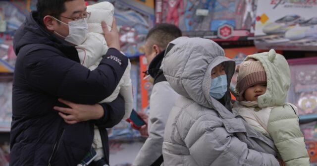 Taxa de natalidade na China cai para nível mais baixo desde revolução comunista
