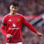 Comentários de Lisandro Martinez feitos a Paul Scholes após o clássico de Manchester.