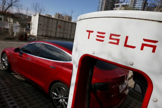 Tesla preparada para ser a vencedora antecipada enquanto o Canadá abre portas para EVs fabricados na China
