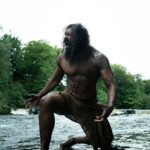 The Alpha Zombie Returns: Chi Lewis-Parry sobre como adicionar profundidade a Samson em '28 anos depois: The Bone Temple' e por que dançar com Ralph Fiennes foi 'o mais divertido que já tive nu'