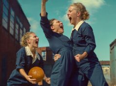 ‘The Ladies Football Club’, do escritor Stefano Massini, da ‘Trilogia Lehman’, revela o elenco para a estreia em Sheffield 'The Ladies Football Club', do escritor Stefano Massini, da 'Trilogia Lehman', revela o elenco para a estreia em Sheffield