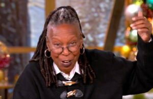 ‘The View’: Whoopi Ribs Noah Wyle por hesitação sobre o marido de Katherine LaNasa aparecer em ‘The Pitt’ o-pitt-noah-wyle-irene-choi-fiona-dourif-hbo-max