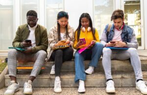 TikTok se junta ao Snap para resolver processo de dependência de mídia social TikTok se junta ao Snap para resolver processo de dependência de mídia social