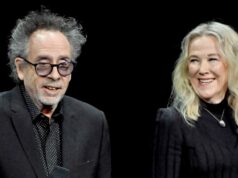 Tim Burton lamenta a estrela de ‘Beetlejuice’ Catherine O’Hara após sua morte aos 71 anos Beetlejuice-Costar-Reage-to-Catherine-OHara-DeathMCDBEBE_WB003