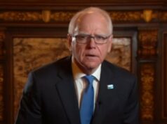 Tim Walz critica ‘caos e trauma’ do ICE em Minneapolis Tim Walz critica 'caos e trauma' do ICE em Minneapolis