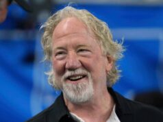 Timothy Busfield se entrega à polícia no Novo México em meio a acusações de abuso sexual infantil Timothy Busfield se entrega à polícia no Novo México em meio a acusações de abuso sexual infantil