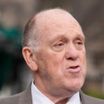 Tom Homan desmascara rumores de que o administrador de Trump está recuando nas deportações: 'Falso'