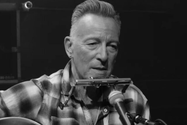 Transmita ou ignore: 'Bruce Springsteen: Nebraska Live' no Hulu, onde The Boss apresenta sua obra-prima Lo-Fi na íntegra
