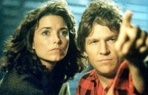 Três filmes dos anos 80 que valem a pena assistir novamente, classificados (janeiro de 2026): ‘Starman’ e mais Henry Thomas, Drew Barrymore e Robert MacNaughton em ET